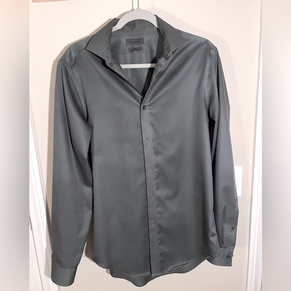 Calvin Klein Gray Button Up - Picture 2 of 5